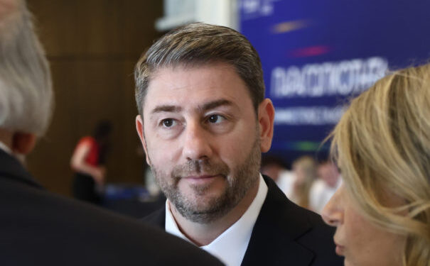 Ανδρουλάκης: Η παραγωγική ανασυγκρότηση αποτελεί εθνικό στόχο