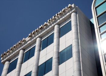 «Κόβει» το δικαίωμα στο μέρισμα η ΕΧΑΕ