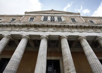 Διαφθορά θα έχουμε όσο το κράτος είναι μεγάλο