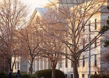 Προσωρινό «μπλόκο» από δικαστή στην απόφαση Τραμπ για απαγόρευση εισόδου ξένων φοιτητών του Χάρβαρντ