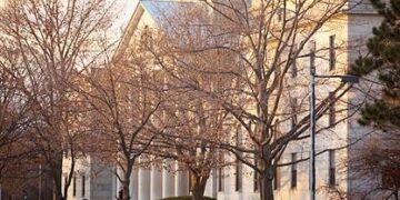 Προσωρινό «μπλόκο» από δικαστή στην απόφαση Τραμπ για απαγόρευση εισόδου ξένων φοιτητών του Χάρβαρντ