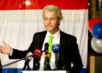 πιθανή αποχώρηση του Βίλντερς από την κυβέρνηση