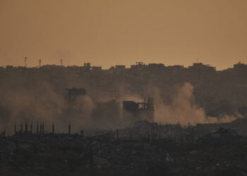 Δύο βλήματα εκτοξεύτηκαν από τη Συρία, ανταπέδωσε το ισραηλινό πυροβολικό