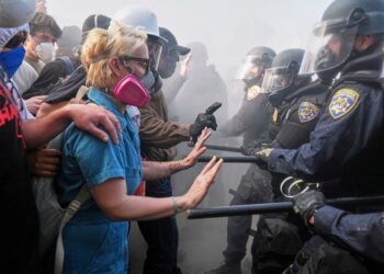 Ο Ντόναλντ Τραμπ ενέκρινε την ανάπτυξη επιπλέον 2.000 μελών της Εθνοφρουράς – Οργή από τον κυβερνήτη Νιούσομ και νέα επεισόδια