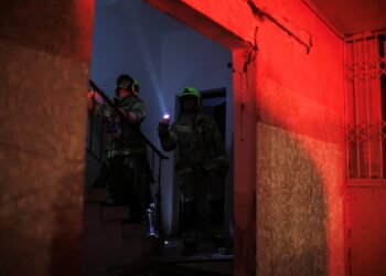 Νέα ομοβροντία πυραύλων του Ιράν εναντίον του Ισραήλ