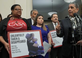 Στις ΗΠΑ ο Κιλμάρ Αμπρέγο Γκαρσία που απελάθηκε κατά λάθος στο Ελ Σαλβαδόρ