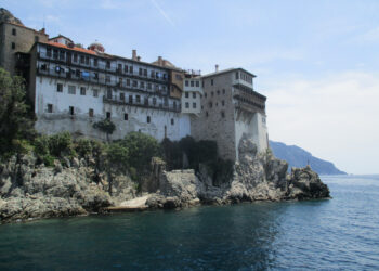 Σεισμός στο Άγιο Όρος: Αρκετές ζημιές σε 3 παραλιακές Μονές