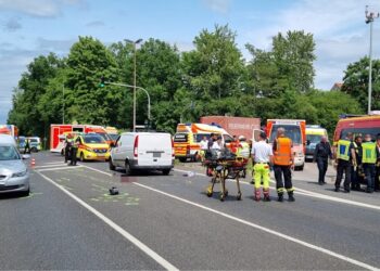 Αυτοκίνητο παρέσυρε μαθητές στη Γερμανία – Τραυματίστηκαν 3 παιδιά