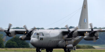 Greeks trapped in Israel return via Egypt on C-130 aircraft