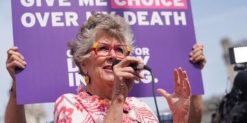 Βρετανία: Σεισμική αλλαγή στην νομοθεσία περί υποβοηθούμενης αυτοκτονίας