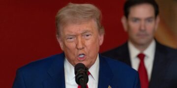 Ενημέρωσε εκ των προτέρων τους ηγέτες των Ρεπουμπλικάνων αλλά όχι των Δημοκρατικών