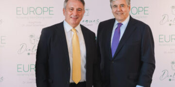 Η Ευρώπη Μεταξύ Αυτονομίας και Εξάρτησης