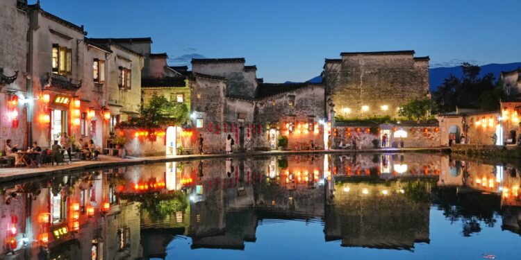 Γιατί η «Αγορά στην Κίνα» έγινε δημοφιλής στους ξένους τουρίστες