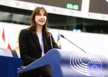 Ζητεί από την Κομισιόν πακέτο μέτρων σε 6 άξονες για τη στεγαστική κρίση στην ΕΕ