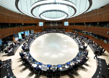 ΕΕ: Συμφωνία για τα δικαιώματα των επιβατών αεροπορικών μεταφορών