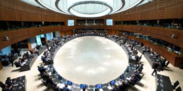 ΕΕ: Συμφωνία για τα δικαιώματα των επιβατών αεροπορικών μεταφορών