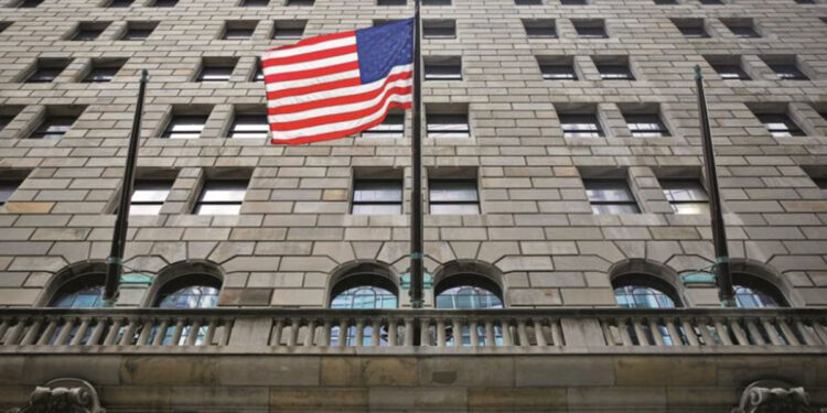 Νέο αίτημα προς τον πρόεδρο της FED να μειώσει τα επιτόκια κατά μια ποσοστιαία μονάδα