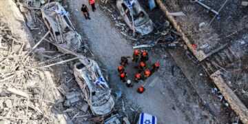 «Έρχονται καταστροφικές επιθέσεις τις επόμενες ώρες»