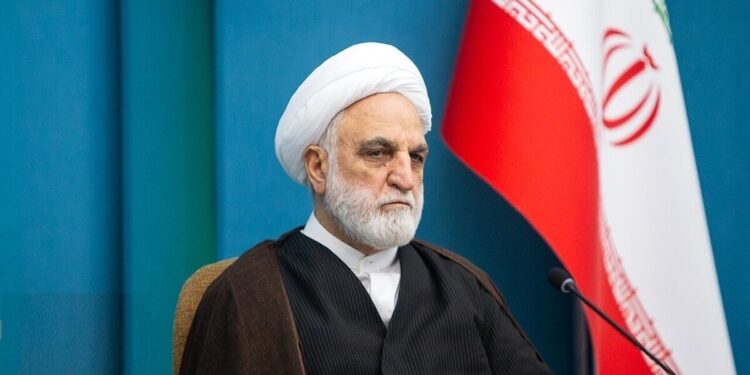 «Γρήγορες δίκες» και «άμεση τιμωρία» για υπόπτους συνεργασίας με το Ισραήλ υπόσχεται η Τεχεράνη