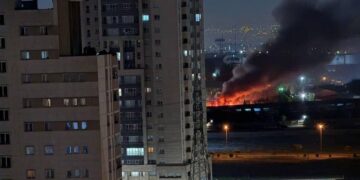 Μείωση του επιπέδου συναγερμού στο Ισραήλ, οι πολίτες μπορούν να βγουν από τα καταφύγια