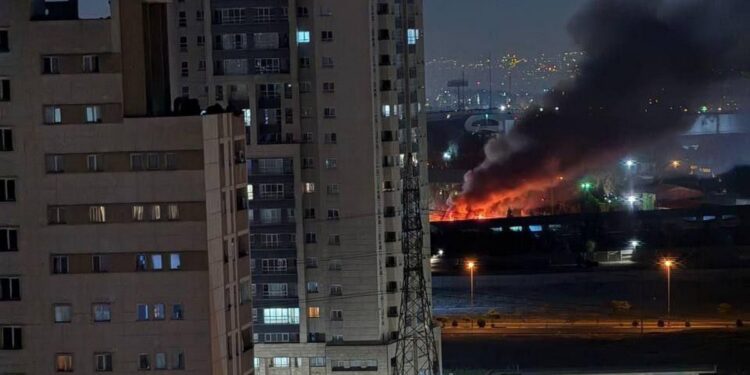Μείωση του επιπέδου συναγερμού στο Ισραήλ, οι πολίτες μπορούν να βγουν από τα καταφύγια