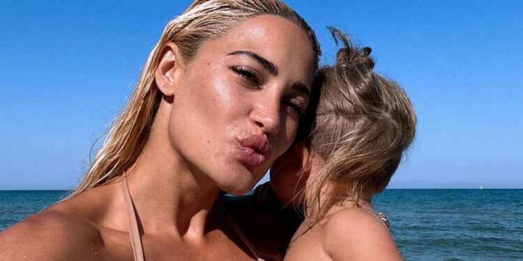 Ιωάννα Τούνη: Αρρώστησε ο μικρός Πάρης