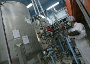 Ιράν: Μεγάλη έκρηξη στο Ισφαχάν – Αναχαιτίζει «εισερχόμενους στόχους» η Τεχεράνη