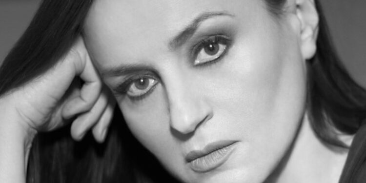 «Έχω κλάψει, έχω συρθεί στα πατώματα, δεν έχω βγει από το σπίτι, είχα τα παντζούρια κατεβασμένα»