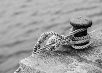 ΠΕΝΕΝ: Συνεχίζεται η 24ωρη απεργία