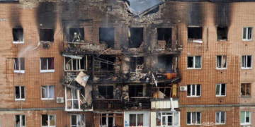 5 νεκροί από ρωσικά πλήγματα στο Χάρκοβο και τη Χερσώνα