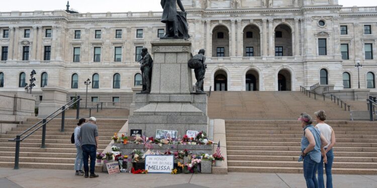 Συνελήφθη ο δράστης της δολοφονίας Δημοκρατικής πολιτικού στη Μινεσότα