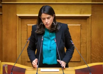 «Από τους 660.000 Έλληνες που έφυγαν στο εξωτερικό, επέστρεψαν οι 423.000»