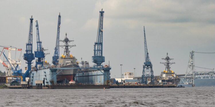 Το γεμάτο προκλήσεις μέλλον των αμερικανικών ναυπηγείων