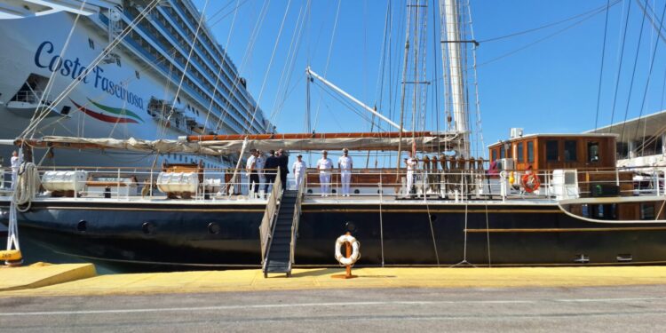 Αλληλεγγύη εν πλω από την ΟΛΠ Α.Ε.