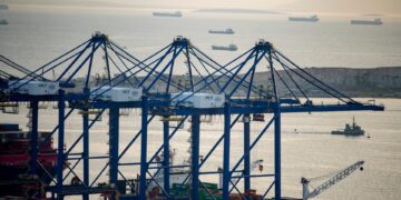 Γιορτάζει 15 χρόνια παρουσίας στο λιμάνι του Πειραιά