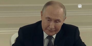 Πούτιν: «Καταστροφικές συνέπειες για το Κίεβο αν χρησιμοποιήσει βρώμικη βόμβα