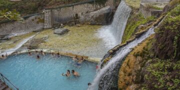Πότε υποβάλλονται οι αιτήσεις για κοινωνικό και ιαματικό τουρισμό και άλλες 4 δράσεις