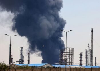 Μέση Ανατολή: Νέα ανταλλαγή πυραυλικών επιθέσεων μεταξύ Ιράν και Ισραήλ