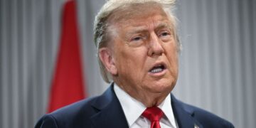 «Το Ιράν δεν κερδίζει τον πόλεμο, πρέπει να μιλήσει για αποκλιμάκωση πριν να είναι αργά»