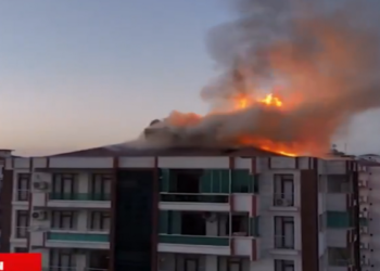 Τέσσερις νεκροί εξαιτίας πυρκαγιάς σε πολυκατοικία 13 ορόφων