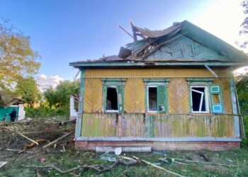 Τουλάχιστον δύο νεκροί από ρωσικά πλήγματα σε Ντονέτσκ και Τσερνίχιβ