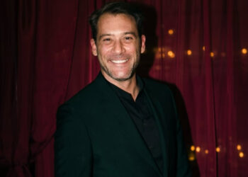 «Με κουράζει να διαβάζω τη χυδαιότητα στα social media»