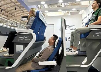 Η Airbus αλλάζει τη διάταξη των αεροπορικών θέσεων για πιο ξεκούραστα ταξίδια