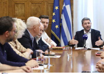 Ανδρουλάκης: Έχουν ωριμάσει οι συνθήκες για την επαναφορά 13ου και 14ου μισθού