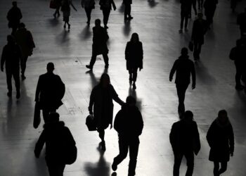 Ενθαρρυντική η αύξηση των θέσεων πλήρους απασχόλησης