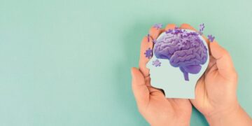 Ιστορική έγκριση στις ΗΠΑ για το πρώτο τεστ αίματος που ανιχνεύει τη νόσο Αλτσχάιμερ