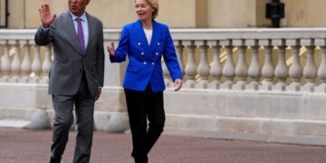 Πώς σχολιάζουν οι Βρυξέλλες τις αμερικανικές κυρώσεις σε τέσσερις δικαστές του Διεθνούς Ποινικού Δικαστηρίου