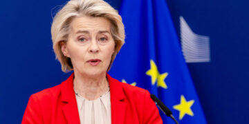 Καλεί σε «αυτοσυγκράτηση» έπειτα από επικοινωνία με τον πρόεδρο του Ισραήλ