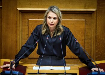 Να υιοθετηθεί η πρόταση του ΠΑΣΟΚ για κατάργηση ή μείωση τραπεζικών προμηθειών