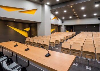 Η «Αποστολή» στηρίζει τους νέους με υποτροφίες σπουδών σε ΙΕΚ